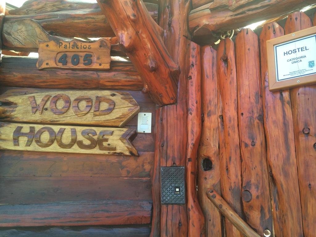 Wood House Hostel San Carlos de Bariloche Exteriör bild