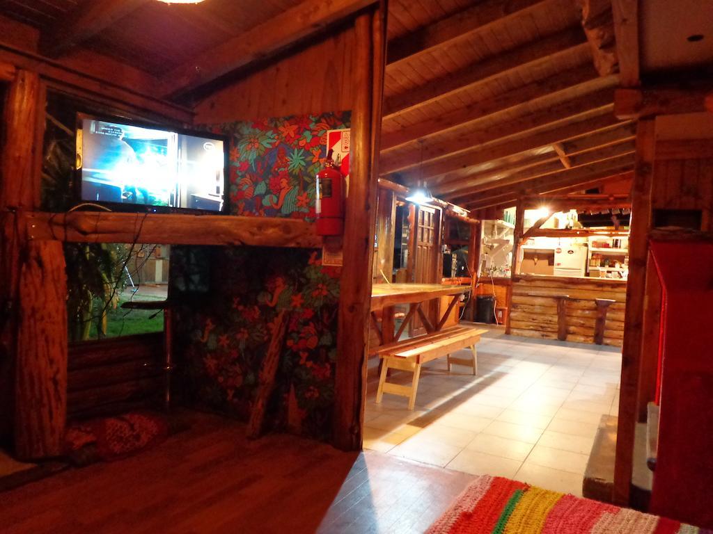 Wood House Hostel San Carlos de Bariloche Exteriör bild